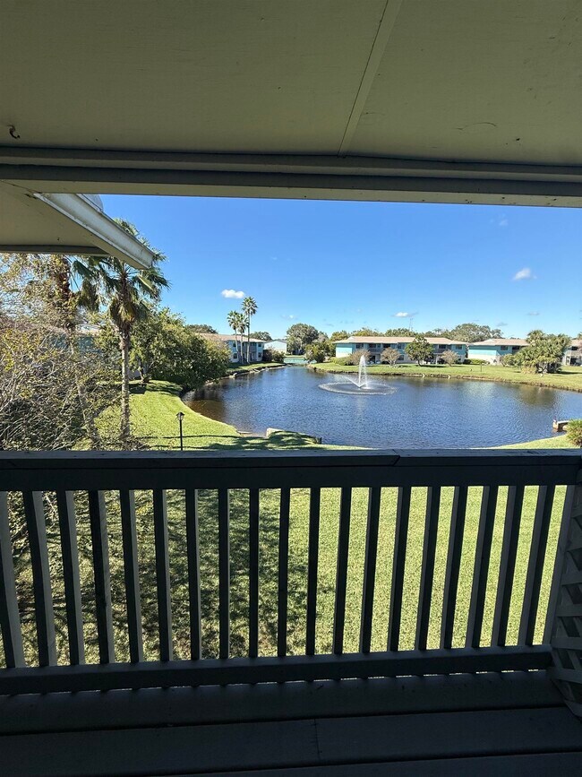 Building Photo - 650 W Pope Rd