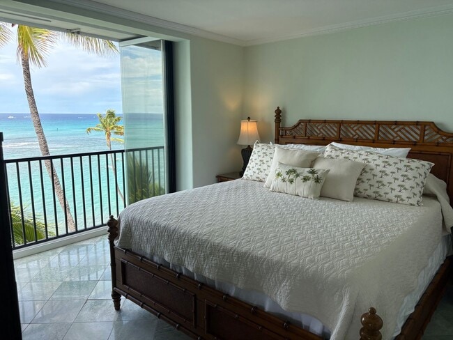 Building Photo - Tropic Seas #708- Elegant Gold Coast livin...