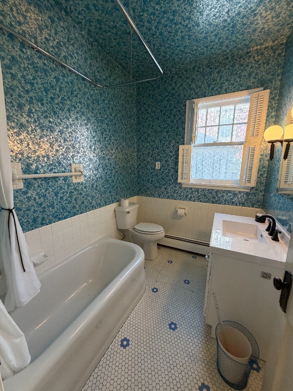 Building Photo - 1155 N Cherry St