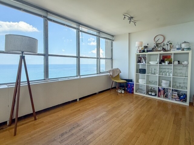 Building Photo - 655 W Irving Park Rd