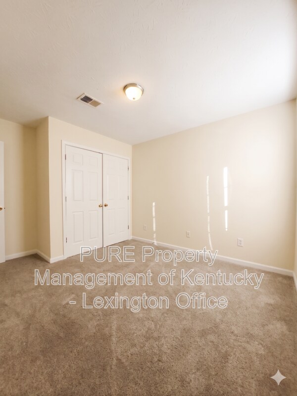 Building Photo - 146 Grinder Ct
