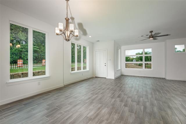 Building Photo - 333 Oakbend Dr