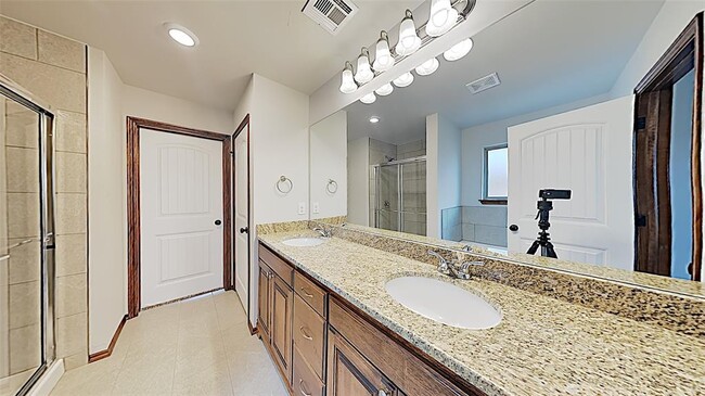 Building Photo - 3505 Shutter Ridge Dr