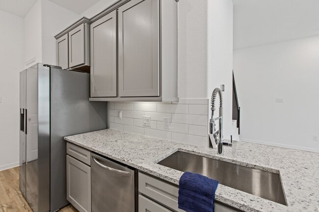 Building Photo - 4127 Balboa Dr