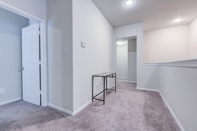 Building Photo - 3327 Etring Ln