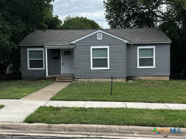 Primary Photo - 1610 N 22nd St