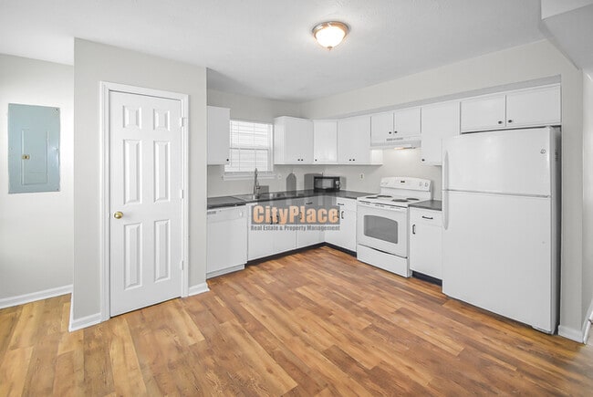 Building Photo - 3469 N Illinois St