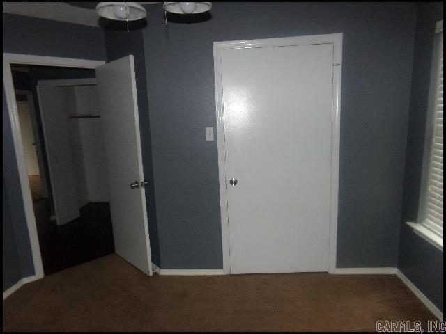 Building Photo - 1702 Calgary Trail