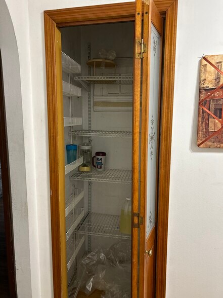 Kitchen pantry - 2370 64th St