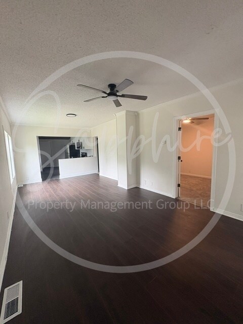 Building Photo - 8110 The Paseo
