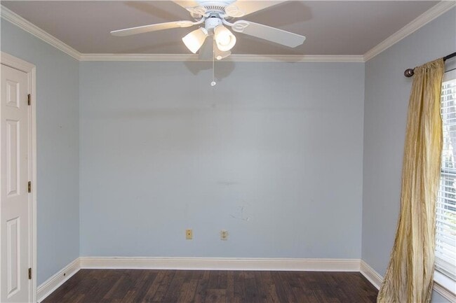 Building Photo - 118 Fox Run Dr