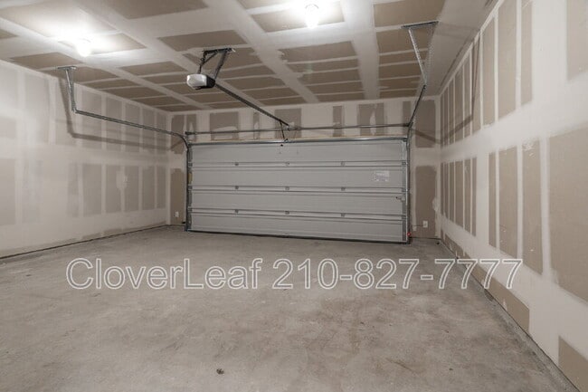 Building Photo - 3122 Dreamweaver