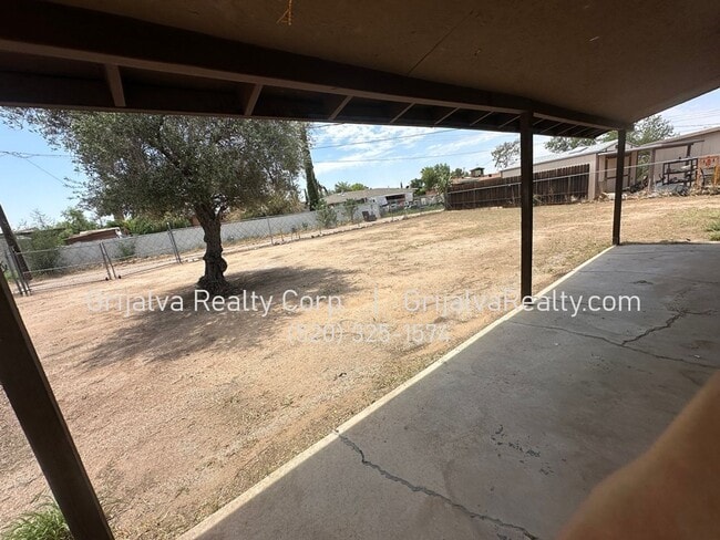 Building Photo - 6850 E Lurlene Dr
