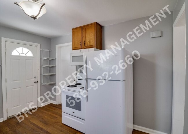 Building Photo - Welcome Home!