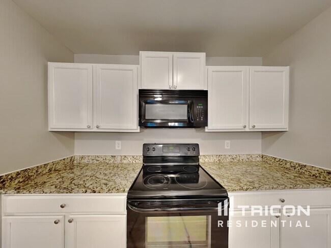 Building Photo - 4604 Montelena Dr