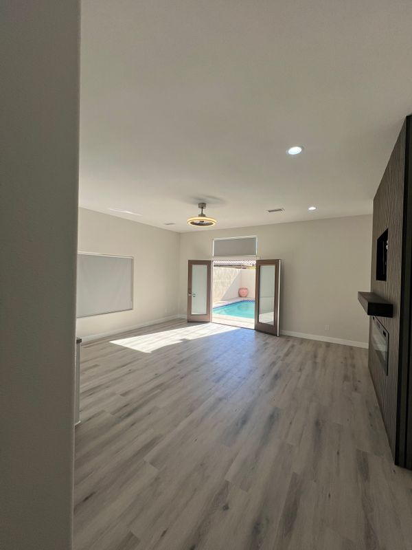 Building Photo - 78685 Bottlebrush Dr