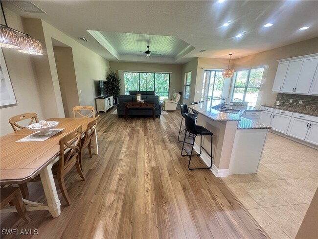 Building Photo - 10253 Gulfstone Ct