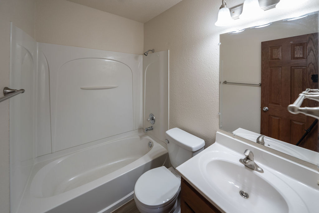 Building Photo - 3505 S West Ave