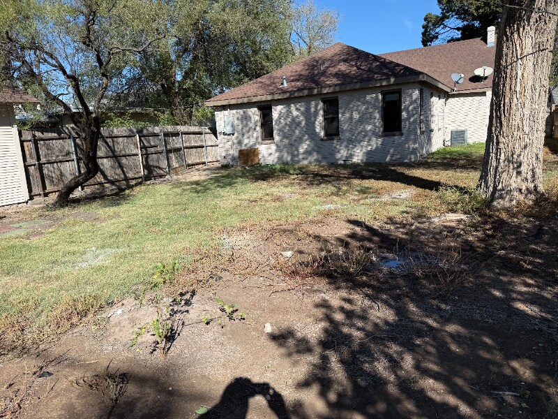 Building Photo - 322 Sunset Terrace