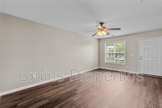 Building Photo - 3884 Hickswood Creek Dr