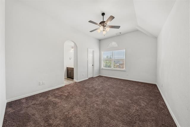 Building Photo - 12995 Llano Ave