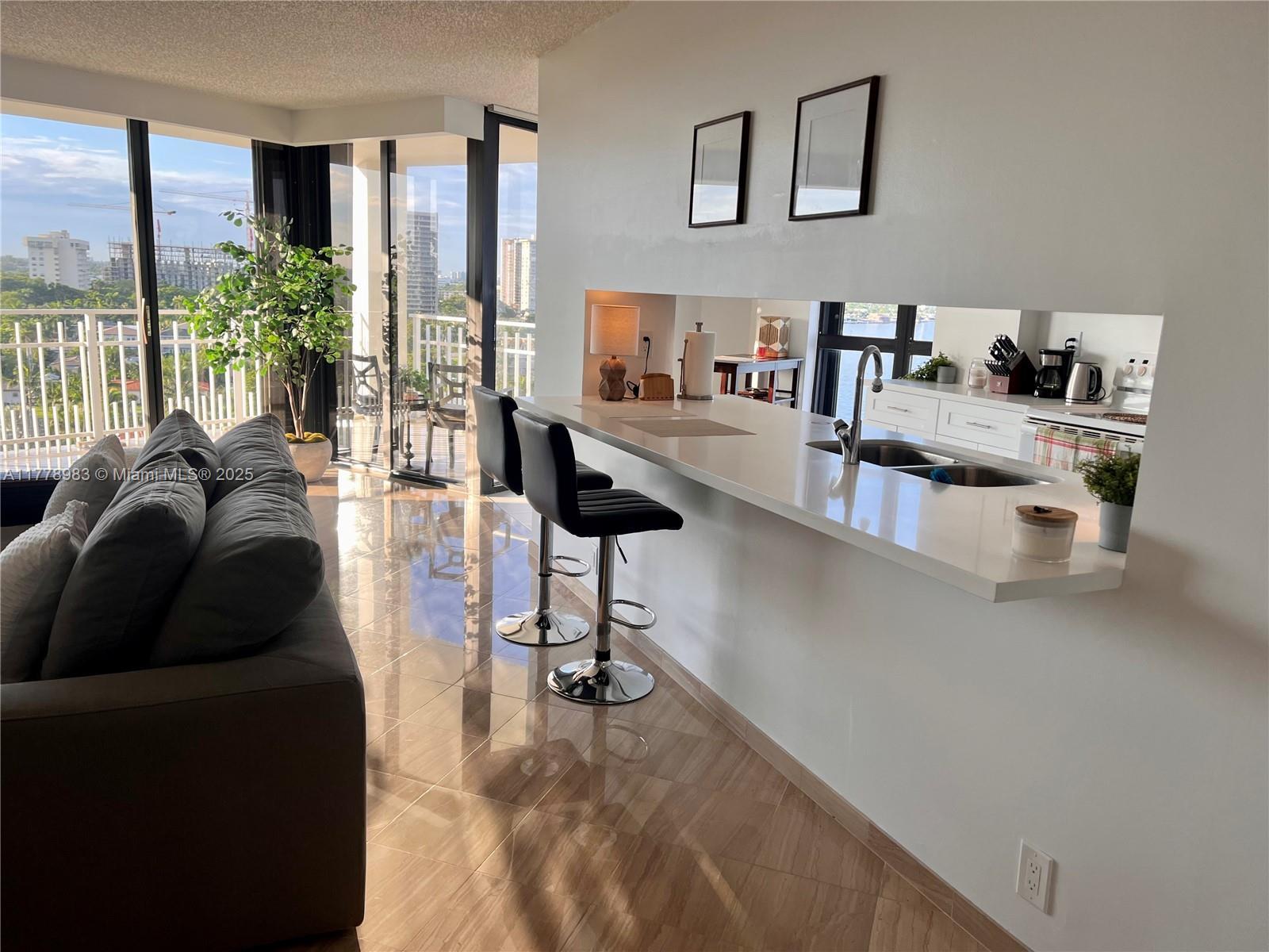 Building Photo - 4000 Towerside Ter