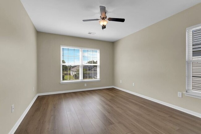 Building Photo - 3022 Crusades St