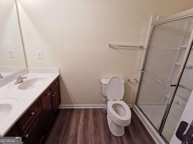 Building Photo - 2328 Suwanee Pointe Dr