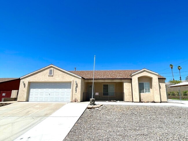 Primary Photo - Inviting 3 Bedroom Home with RV Parking an...