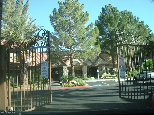 Building Photo - 2200 S Fort Apache Rd