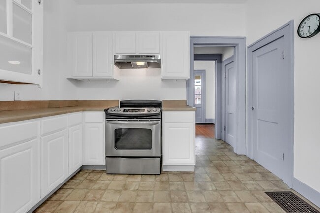 Building Photo - 1309 St Marys Blvd