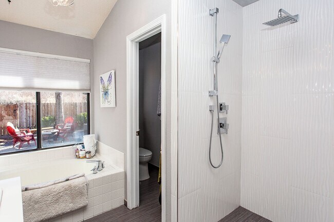 Building Photo - Coming Soon – Spacious 4-Bedroom, 2-Bath H...