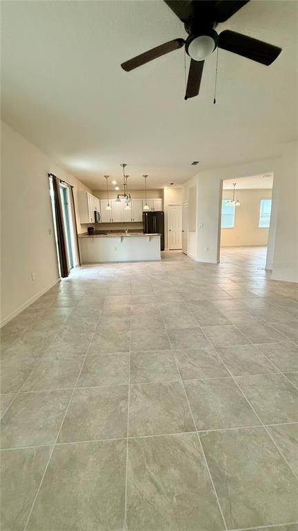 Building Photo - 3581 Dovetail Ave