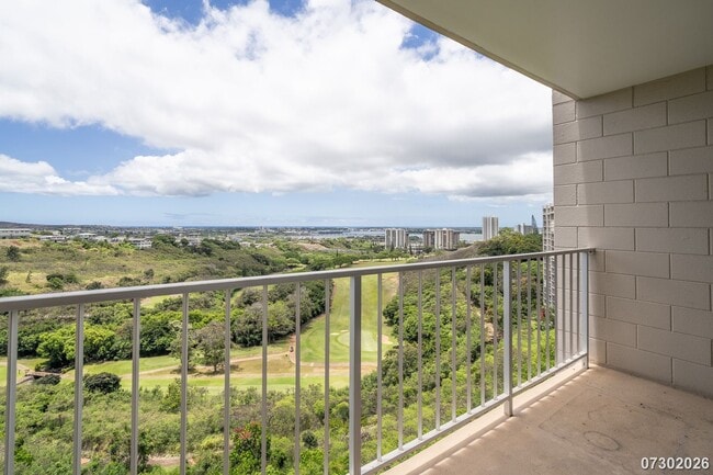 Building Photo - $3,000 / 2 Bed / 2 Bath / 2 Parking – Colonnade on The Green