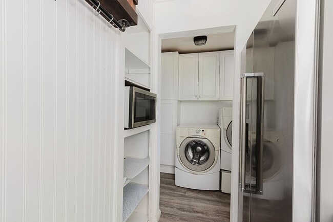 Building Photo - Charming 2BR Home in 55+ Oceanside Community with Solar & In-Unit Laundry