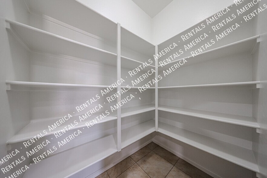 Building Photo - 20856 E Arroyo Verde Dr