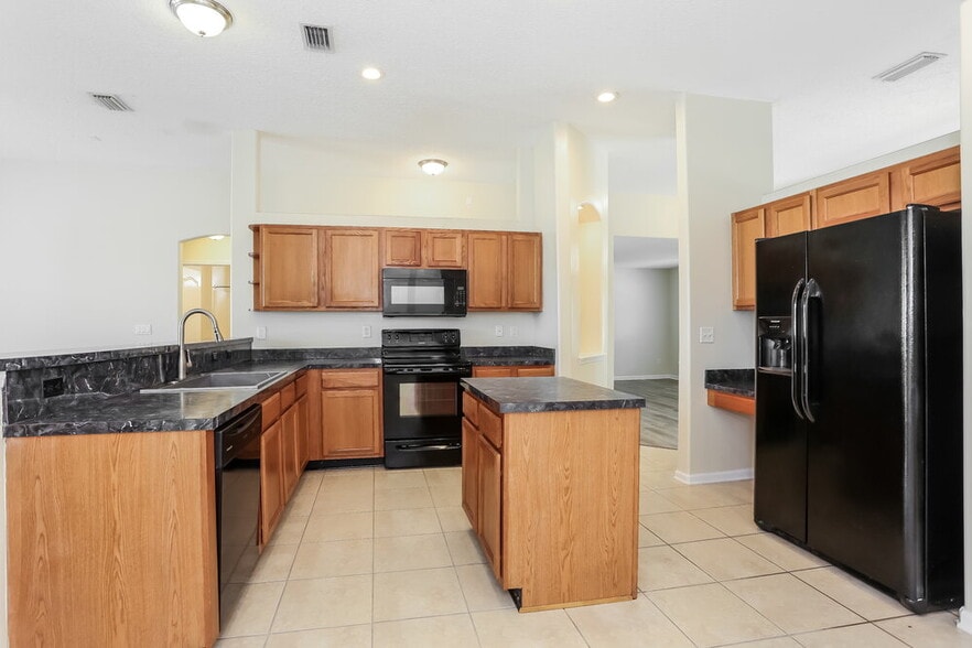 Building Photo - 10367 Shelby Creek Rd S