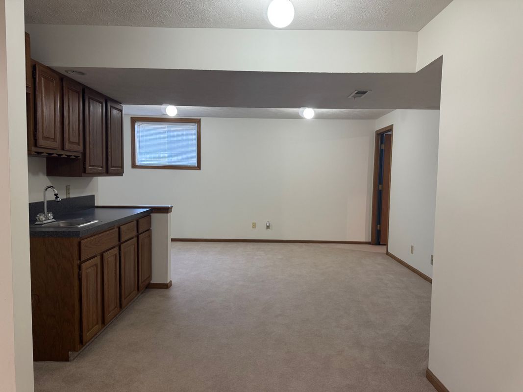 Building Photo - 5701 S 52nd St