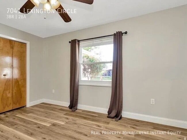 Building Photo - 7041 Lexington Cir