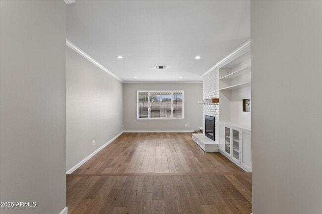 Building Photo - 5401 E Beck Ln