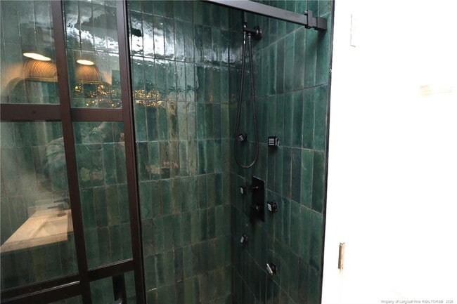 Building Photo - 2704 Thurrock Dr