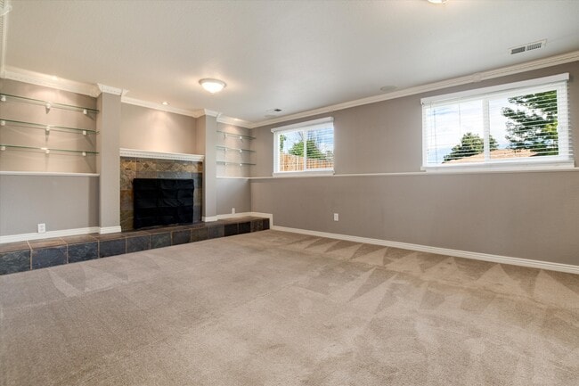 Building Photo - 2608 S Cimarron St
