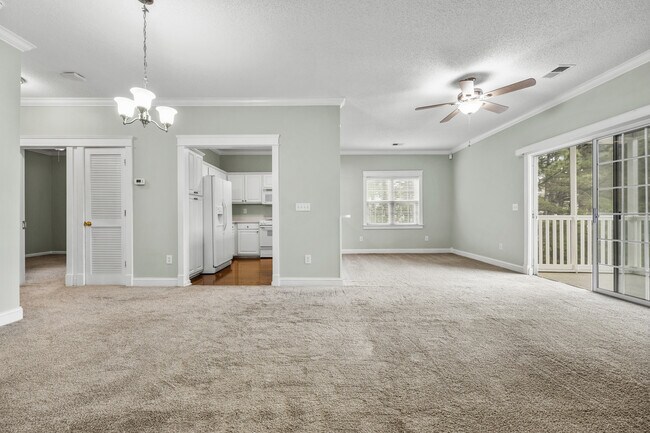 Building Photo - 6307 Sweetwater Blvd