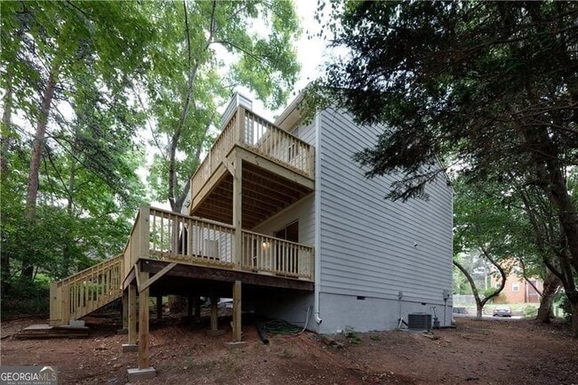 Building Photo - 1697 Cedar Bluff Way