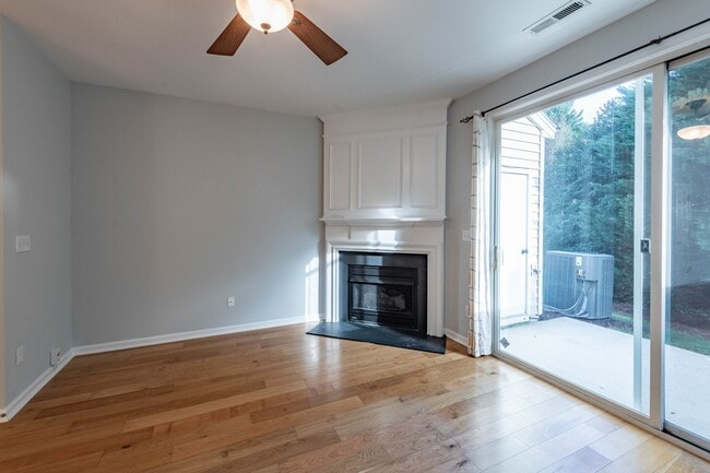 Building Photo - 1732 Sorrell Brook Way