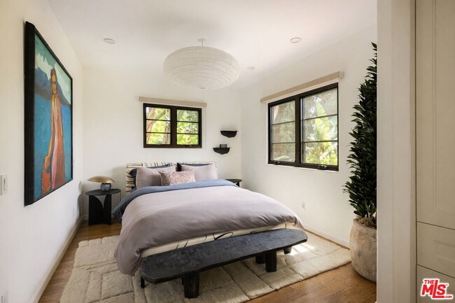 Building Photo - 1745 N Vista St