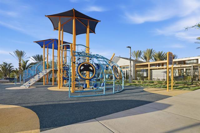 Building Photo - 6050 Radiant Ct