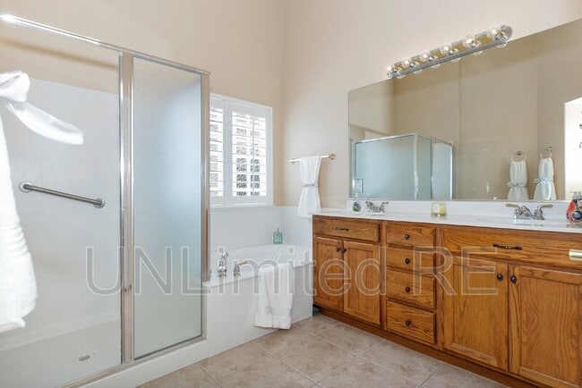 Building Photo - 1371 Kwana Ct