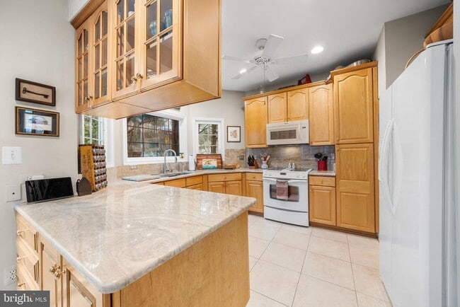 Building Photo - 4620 Knight Pl