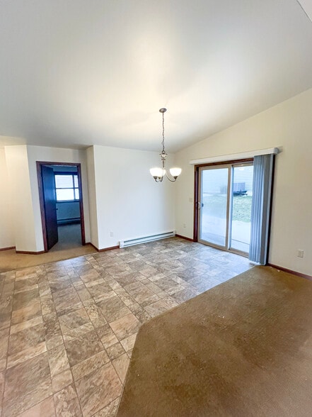 Building Photo - 26189 W 3rd Ave